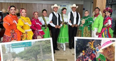 Participan guaymenses en desfile de Colombia