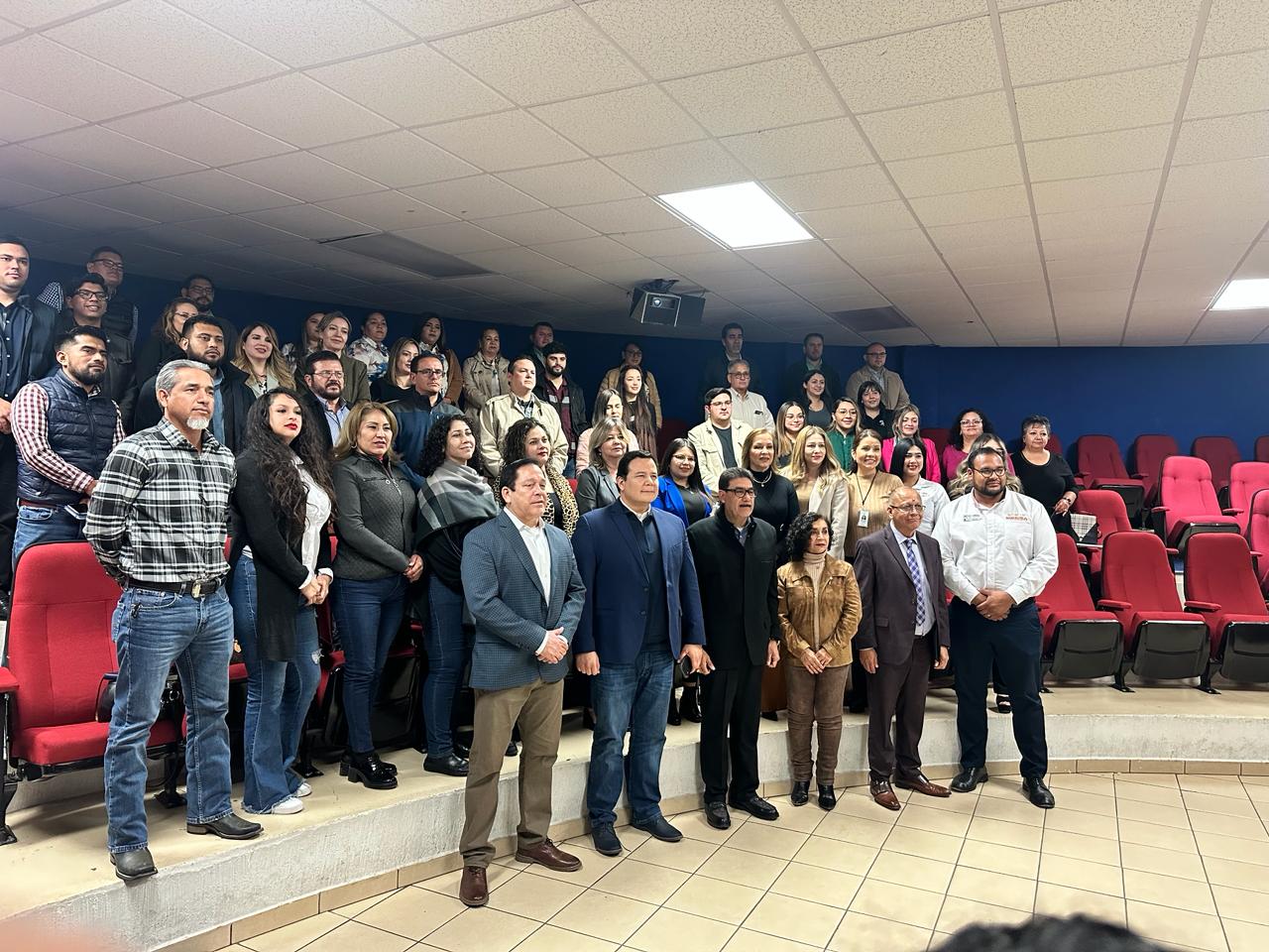 Preside licenciado Olmos tercera reunión regional de la CPCE-M; fue en Nogales