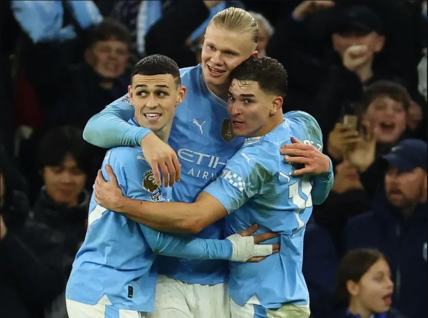 Manchester City se acerca a liderato