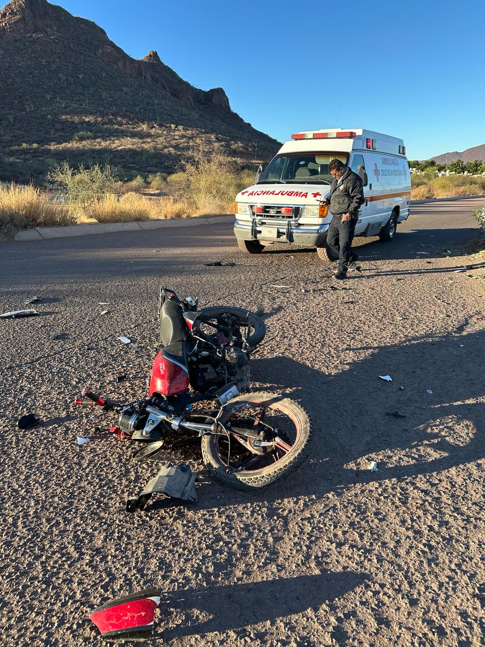 Motociclista resulta seriamente lesionado