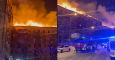Fuerte incendio consume edificios en Moscú, Rusia
