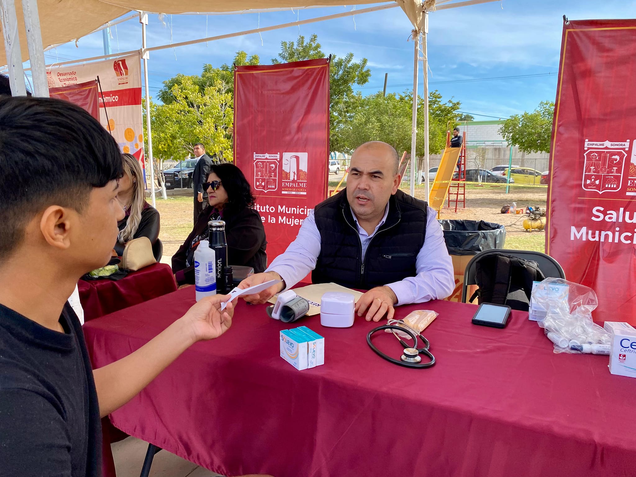Llama Salud Municipal a protegerse de los cambios de temperatura para evitar enfermedades