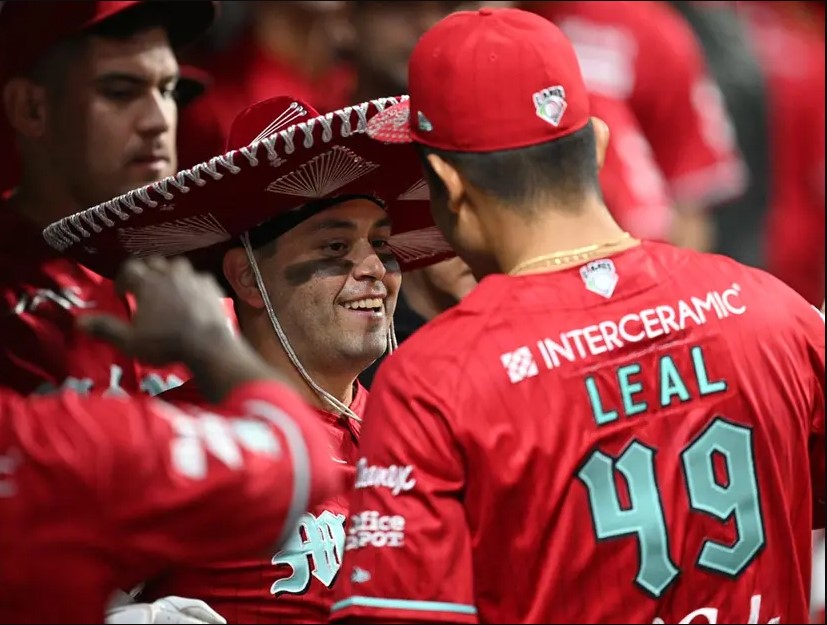 Diablos rojos barren a Yankees