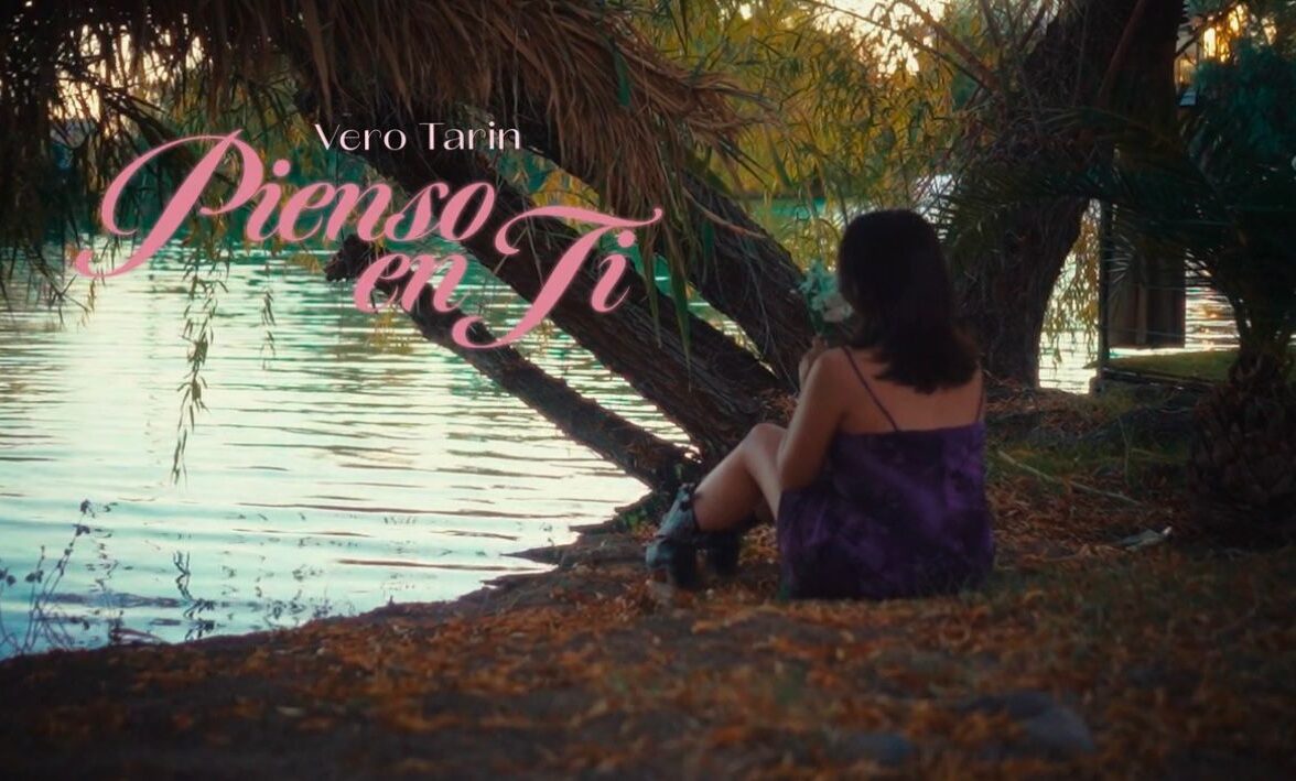 Verónica Tarín Gil. Una nueva estrella de tierra sonorense, estrena video musical titulado: “Pienso en ti”.