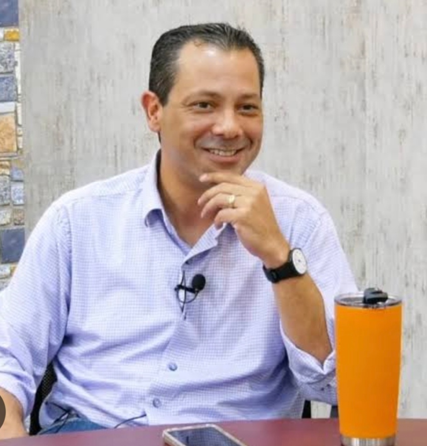 MC definirá la fórmula local