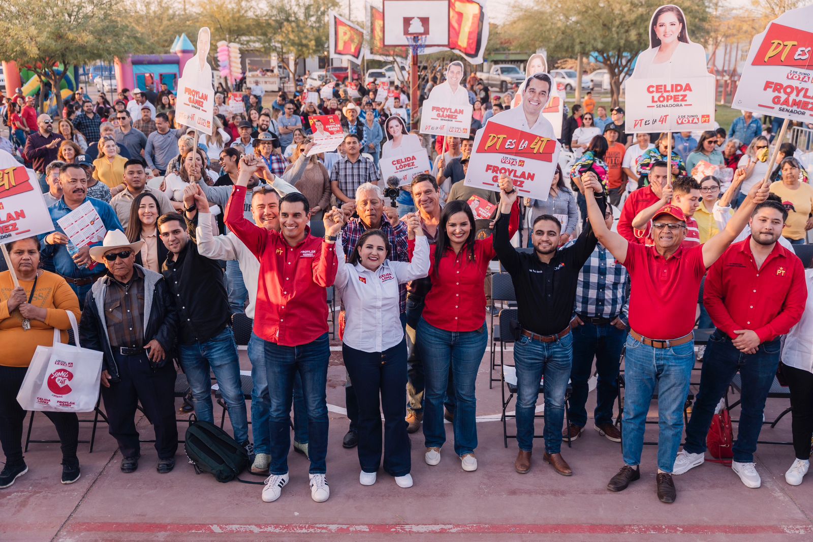 Suman fuerzas en Caborca Celida López y Froylán Gámez