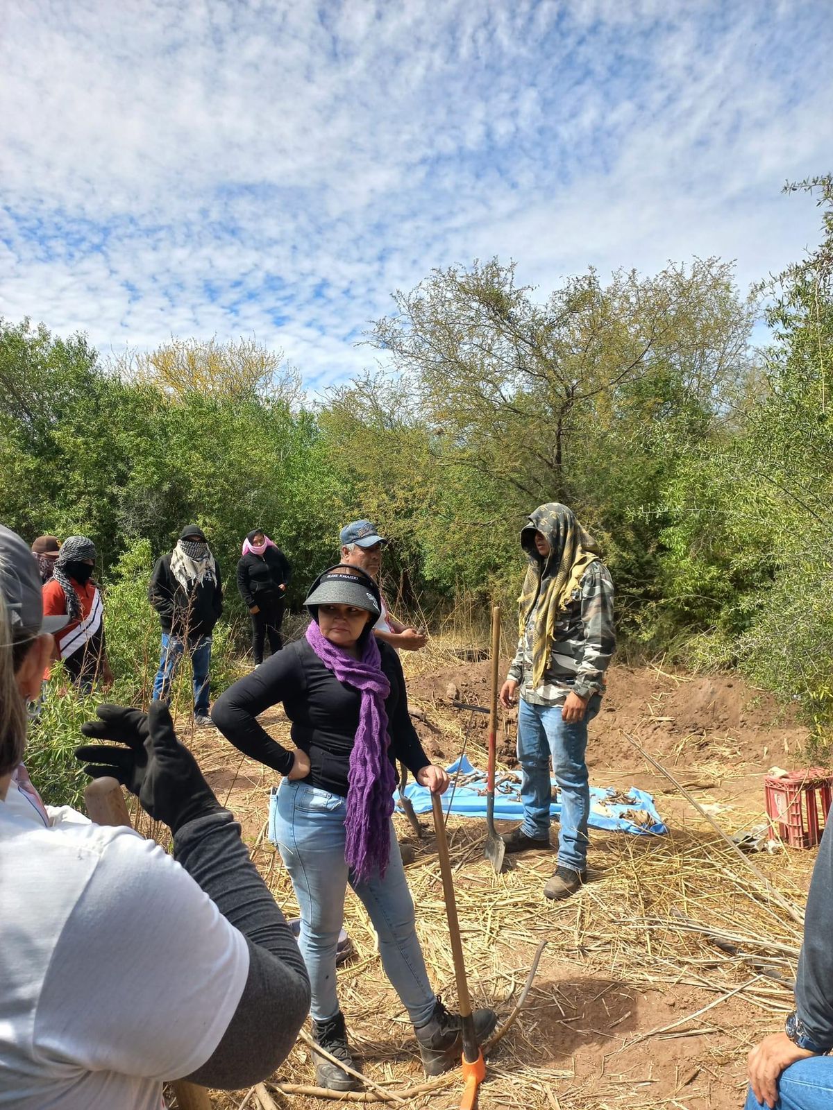 Localizan “Guerreras Buscadoras” fosa clandestina