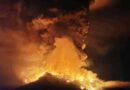 Erupción de volcán en Indonesia, Asía