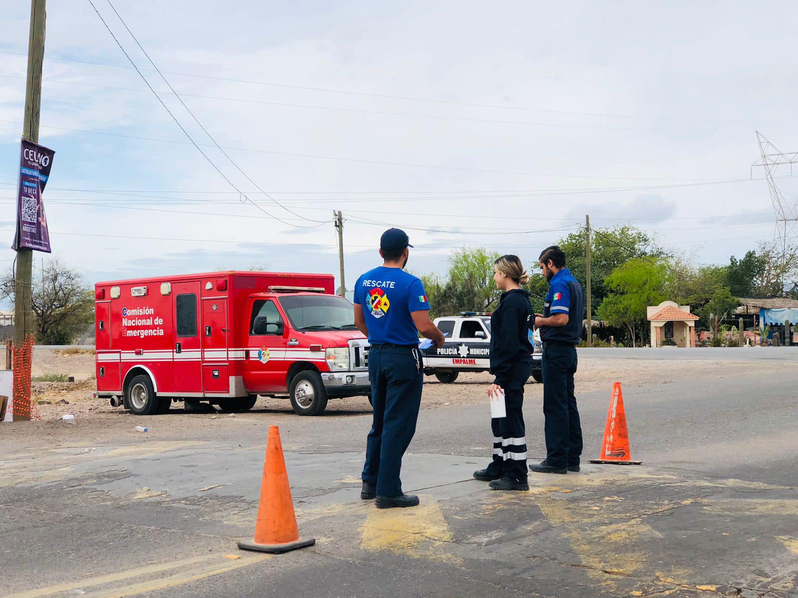 Paramédicos de CNE brindan apoyo y protección a vacacionistas