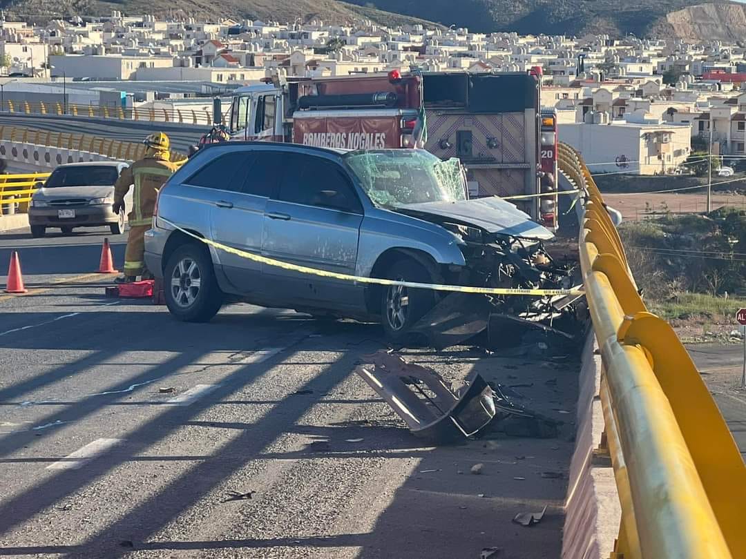 Mujer embarazada fallece tras accidente automovilístico