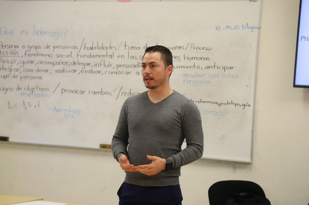 Presenta Creson convocatoria para posgrados en educación