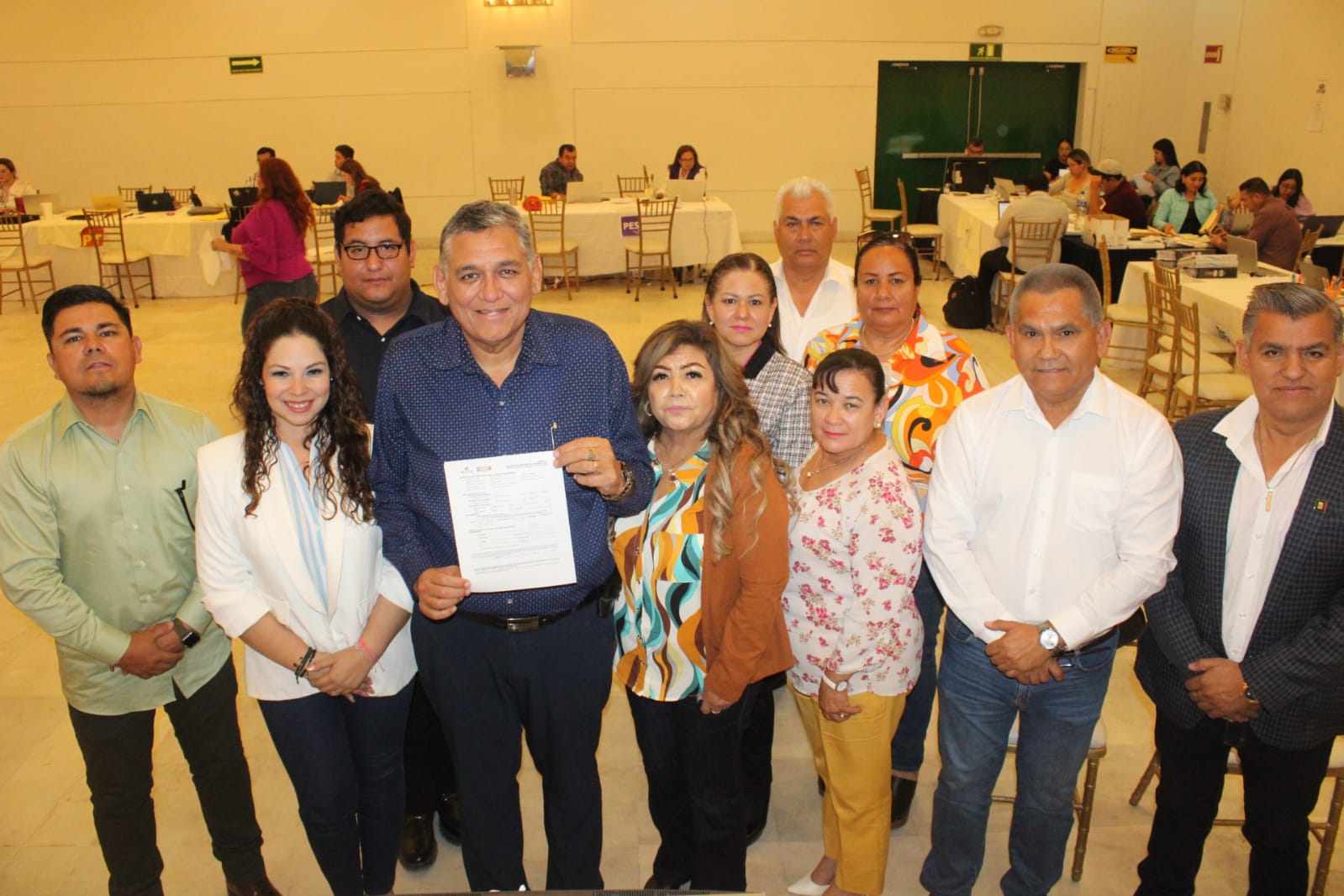 Cumple Luis Fuentes con registro ante el IEE
