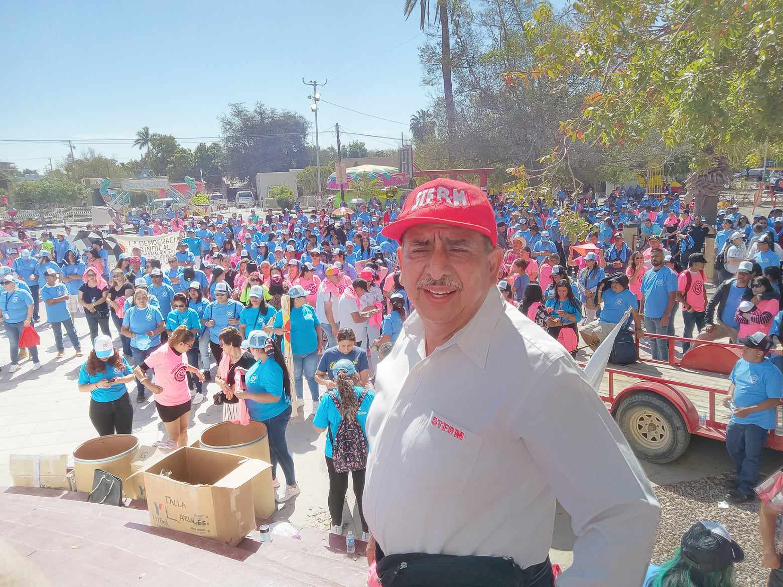 Participa sindicato ferrocarrilero en desfile del Primero de Mayo