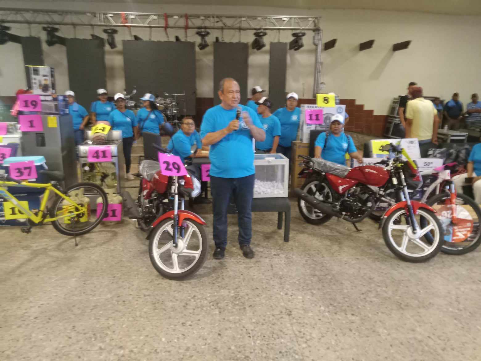 Ofrece festejo Sindicato de Maquilas a sus representados por Día del Trabajo