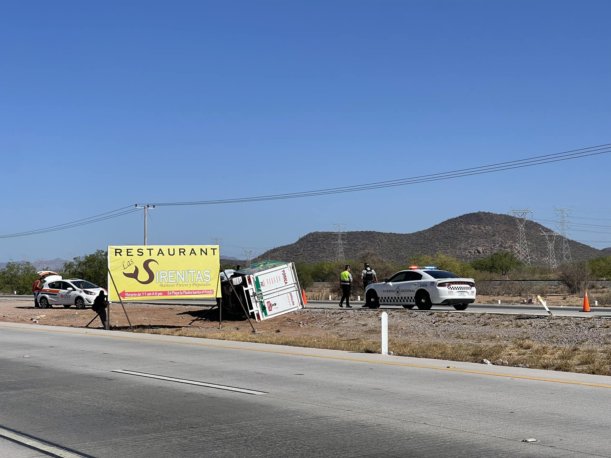 Resulta ileso en volcadura