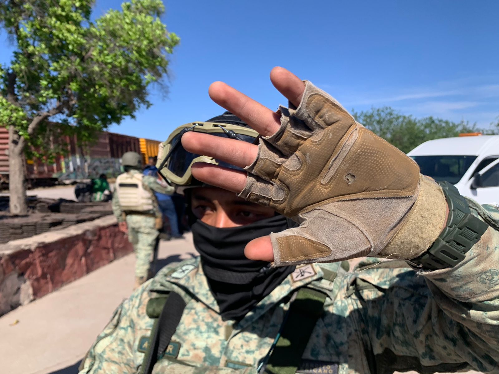 Ejército Mexicano intenta obstaculizar labor de reporteros