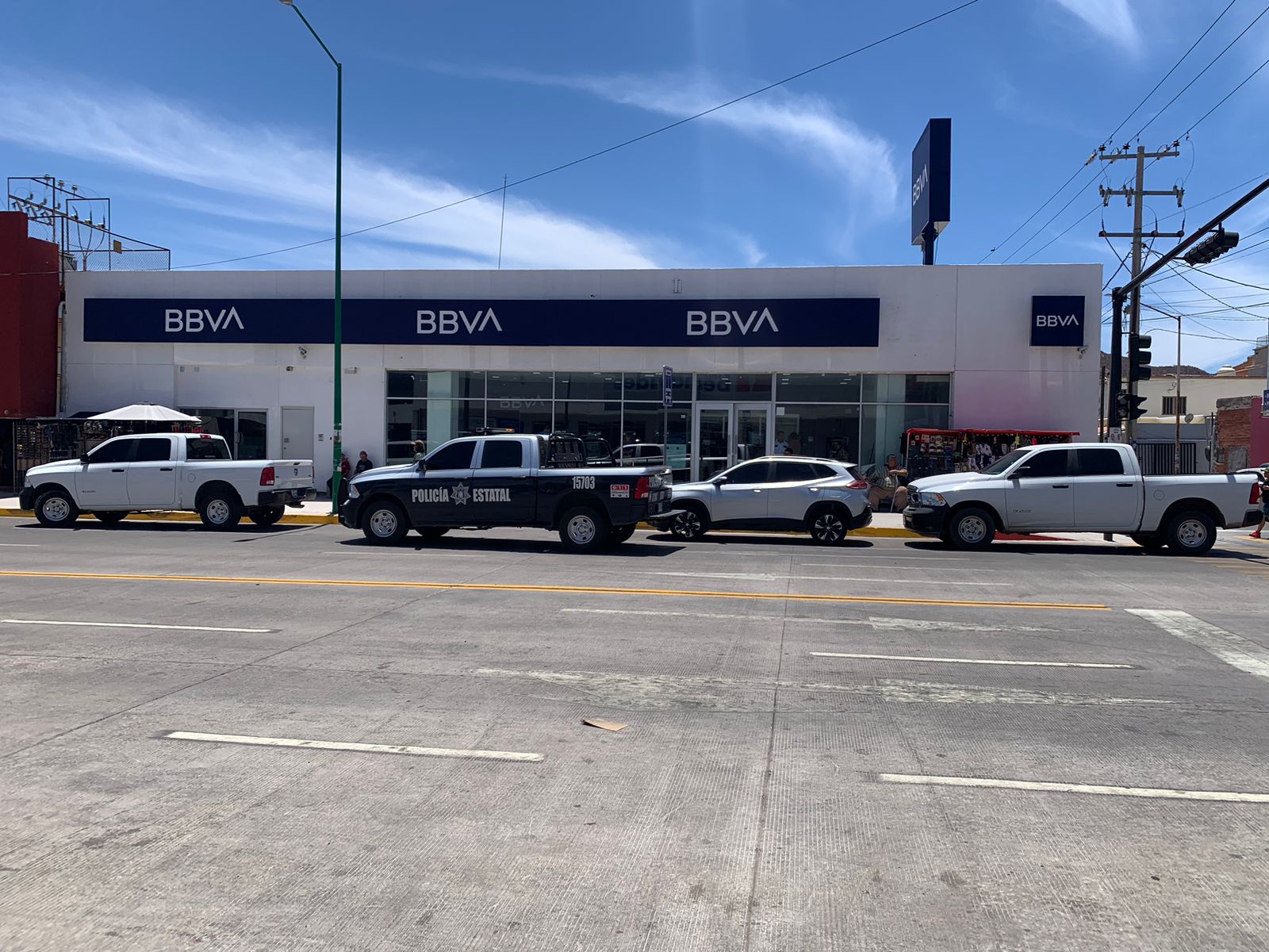 Despojan a mujer de dinero en Bancomer