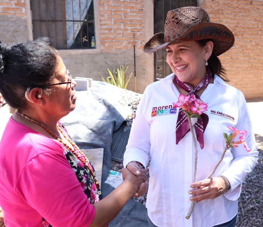 Karla Córdova celebra a mamás en su día