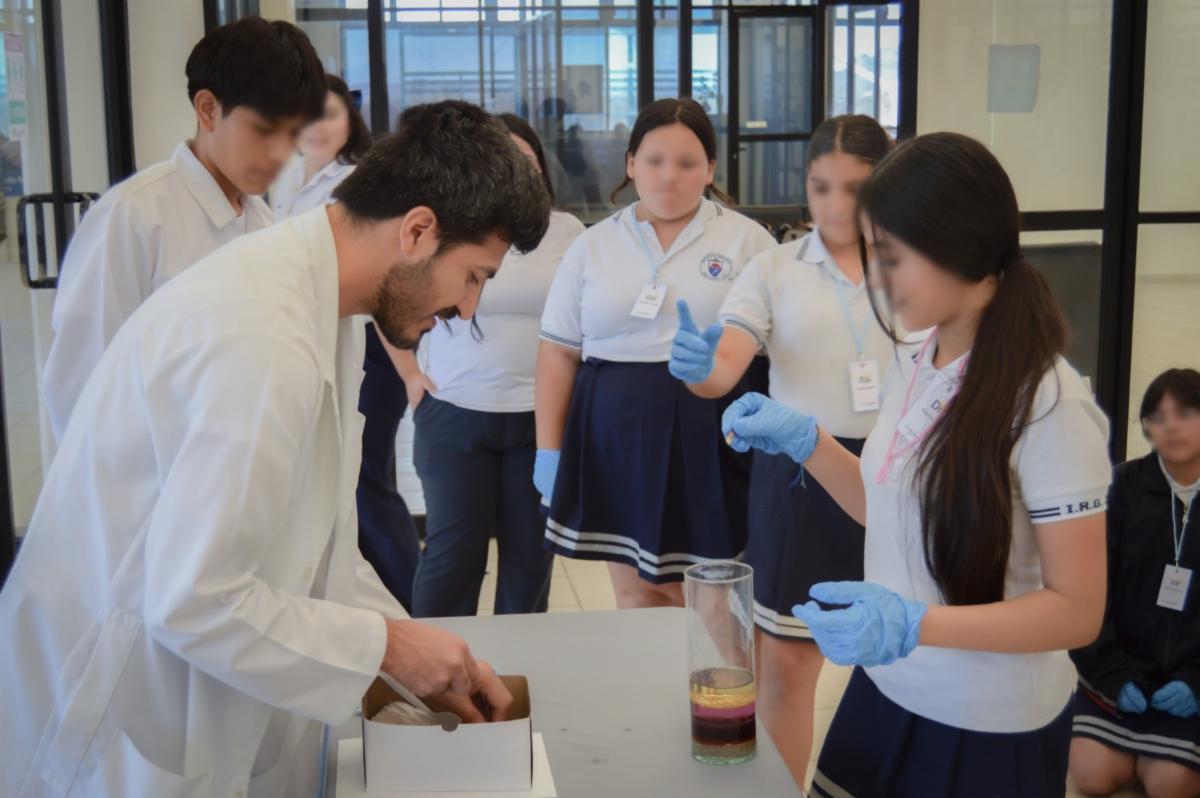 Impulsa UTGuaymas acercamiento de las niñas a la ciencia y la tecnología