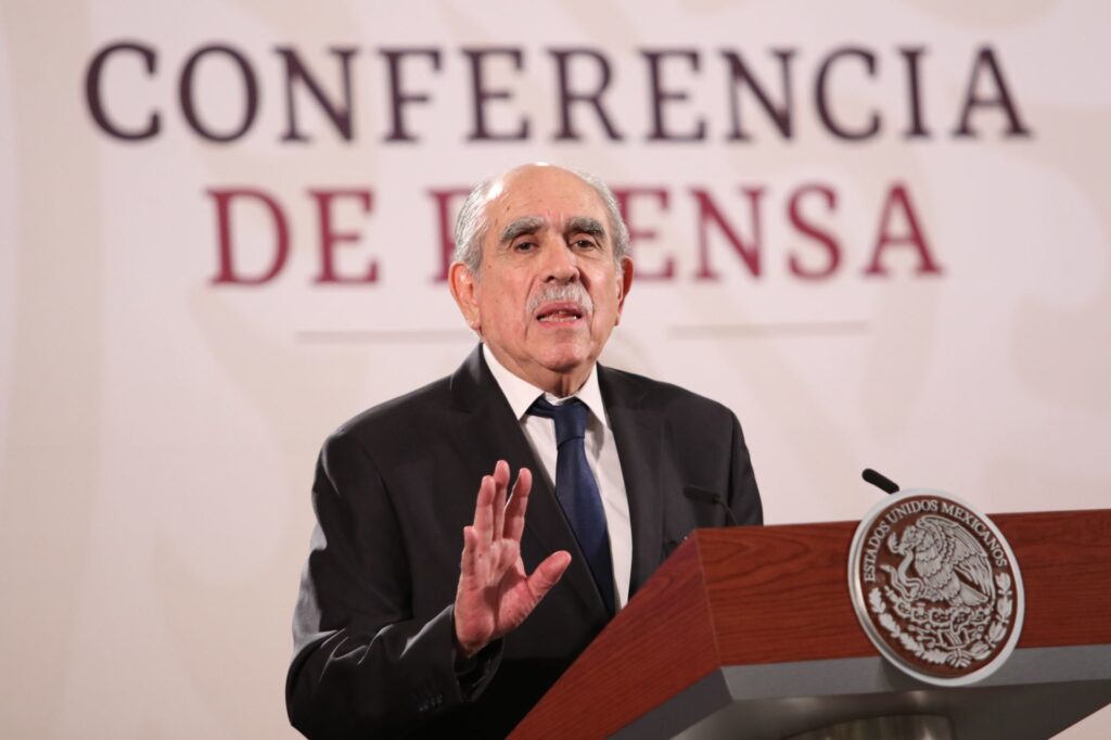 Sale del hospital Pablo Gómez, titular de la UIF 1 6 2