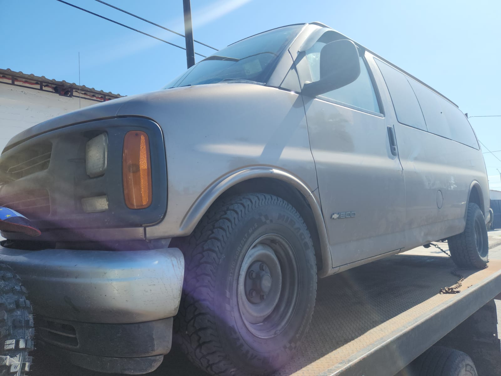 Integra FGR Investigación Tras El Rescate De 28 Migrantes Que Se Encontraban En El Interior De Una Vagoneta