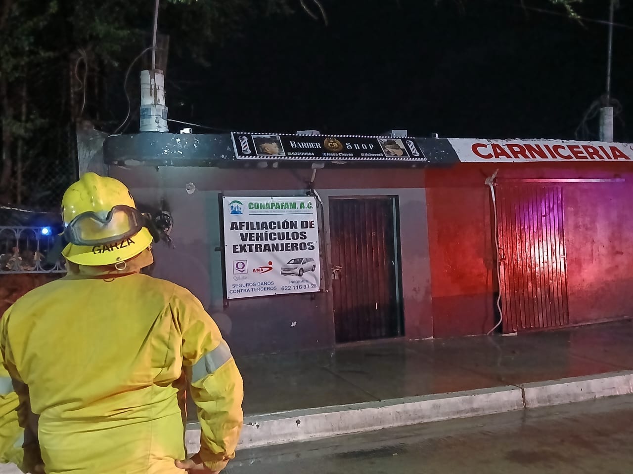 Controlan ‘apagafuegos’ incendios en comercios