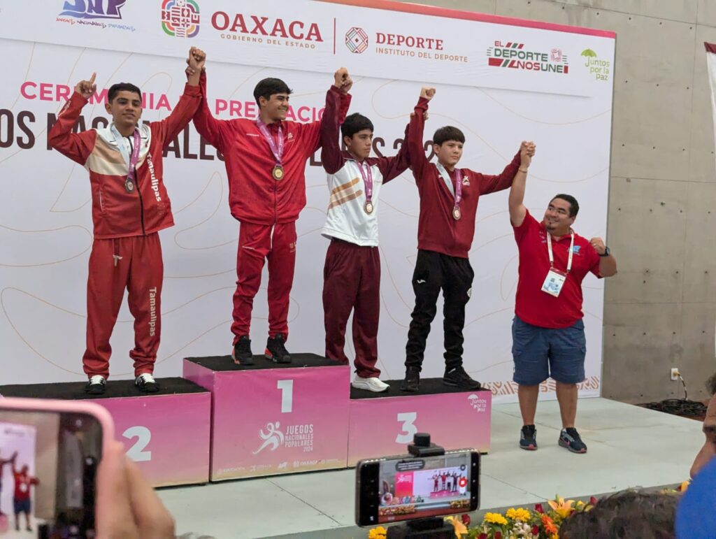 El sonorense en el podio con el bronce