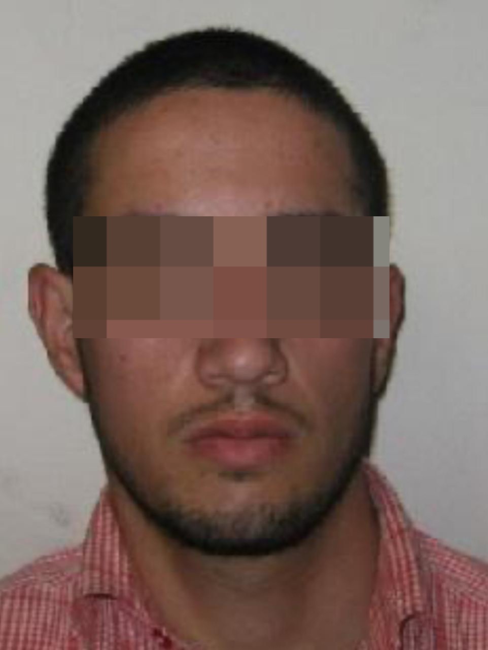 Sentenciado a 6 años y 10 meses de prisión por violencia familiar, posesión de vehículo con reporte de robo y narcomenudeo