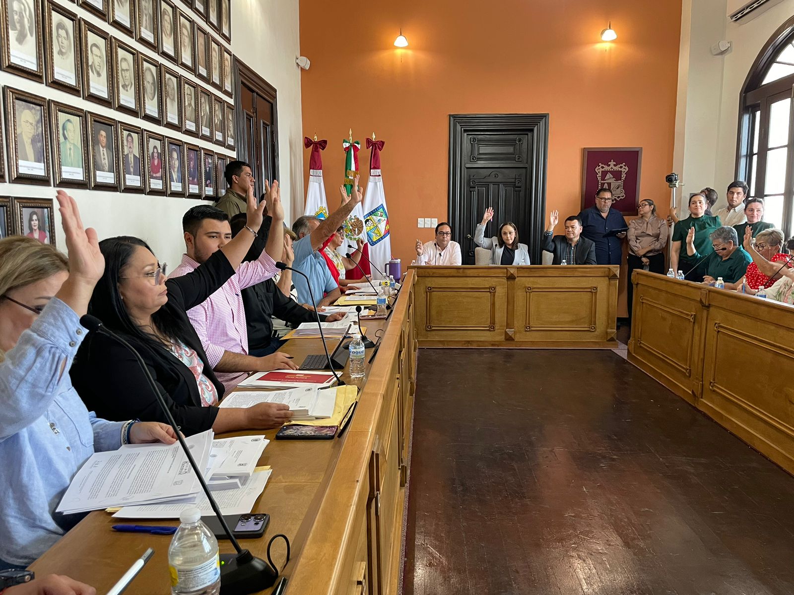 Aprueba Cabildo Tercer Informe de la alcaldesa Karla Córdova