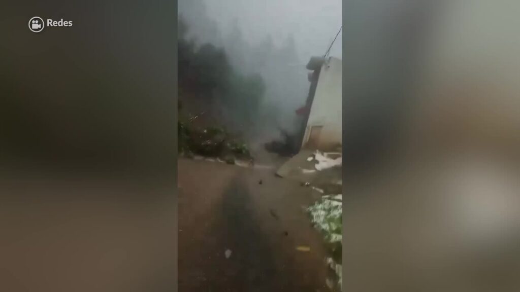 Se desgaja cerro en Jilotzingo, Edomex; sepulta casas 1 13 4