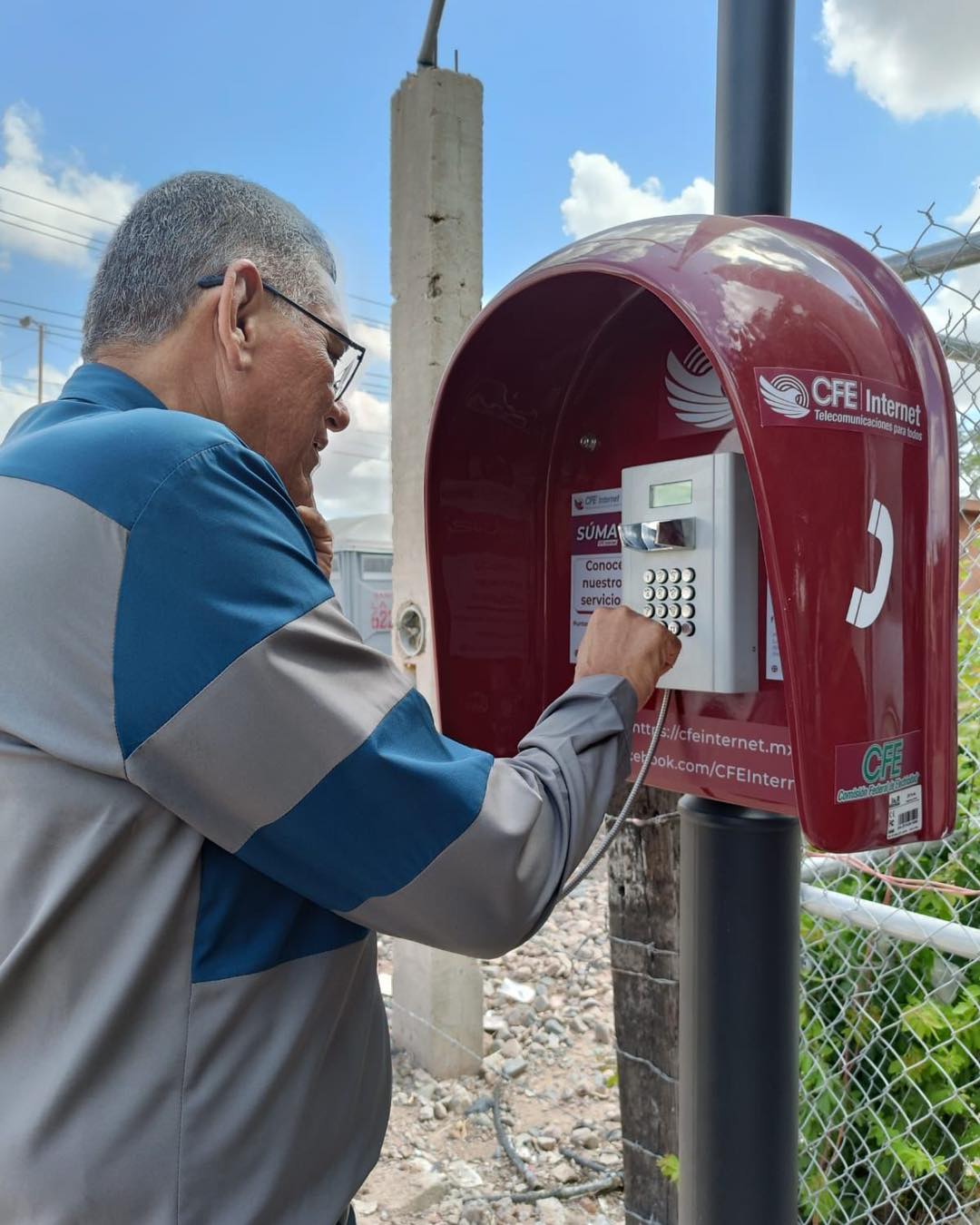 Instala CFE caseta telefónica en la ‘Atravesada’