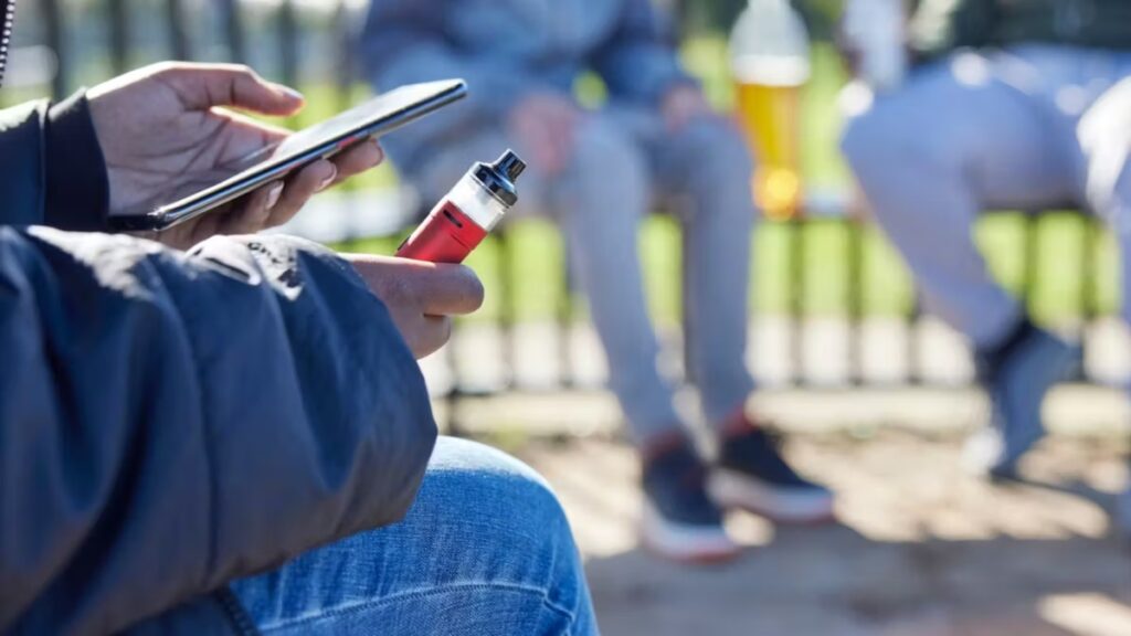 Pide Comisión Europea ampliar la prohibición de fumar y vapear a más zonas públicas 1 62 1