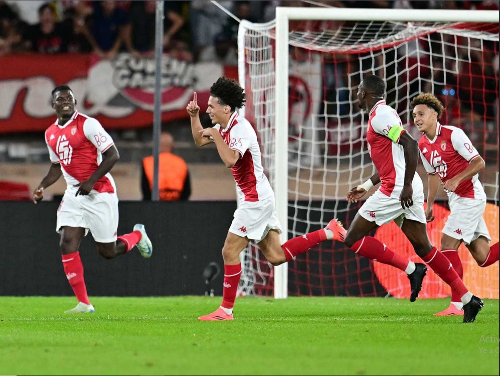 El Mónaco aprovechó la ventaja numérica para vencer al Barcelona 1 Monaco vence al Barcelona