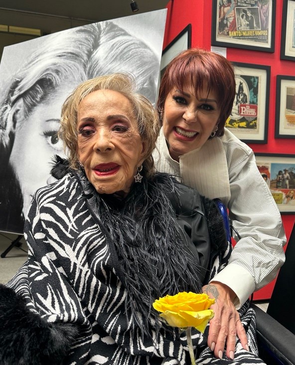 Silvia Pinal 94 anos