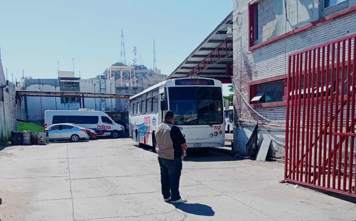 Verifica Gobierno de Sonora cumplimiento de nuevos horarios de transporte HMO-Comisaría Miguel Alemán