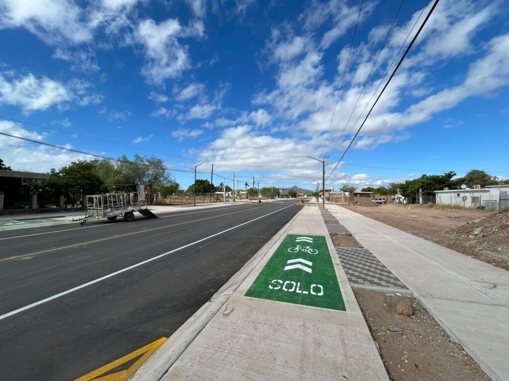 23 octubre terminan primera etapa de pavimentacion desde la calle 18 a la 24 colonia libertad