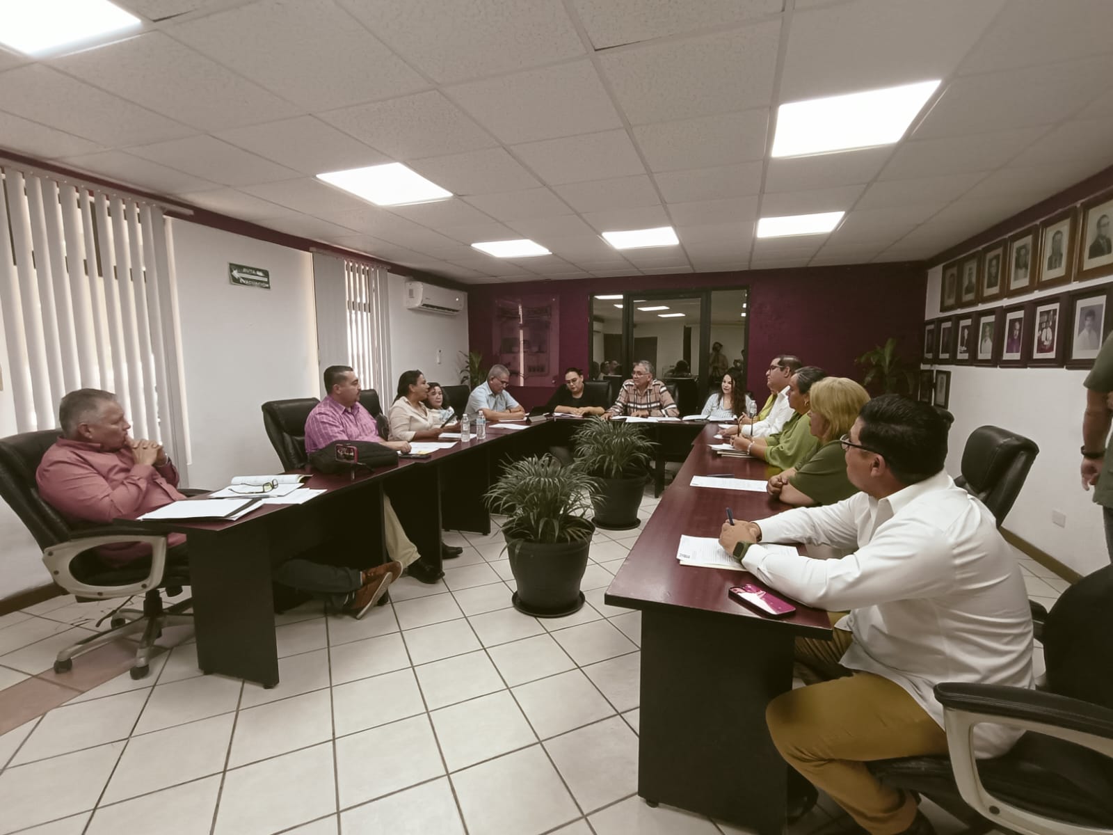 Recibe alcalde Luis Fuentes voto de confianza de Cabildo