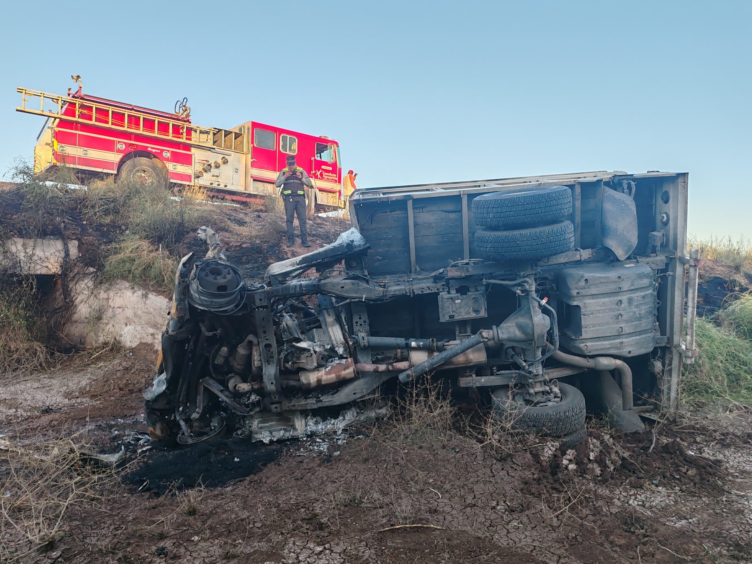 Mueren hombres calcinados