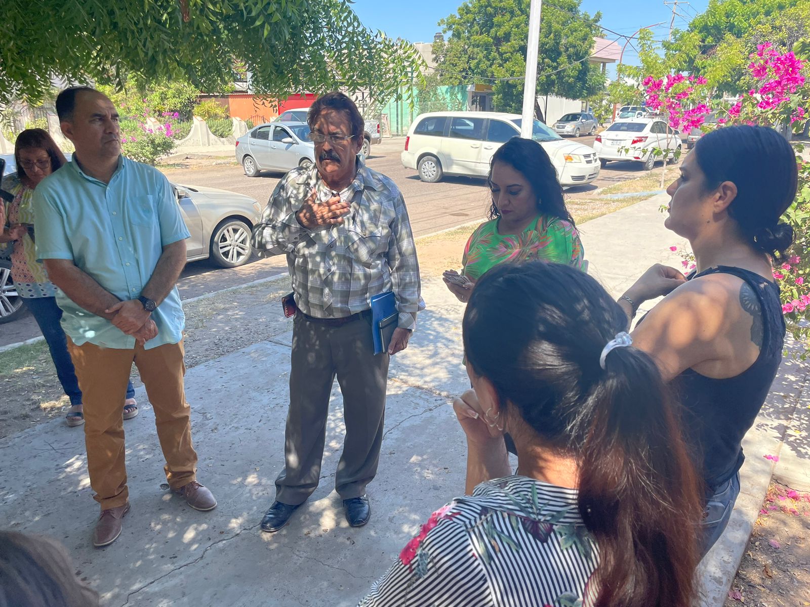 Toman madres de familia preescolar ‘Benito Juárez’