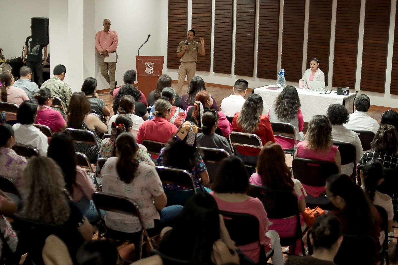 Promueven prevención del Cáncer de Mama