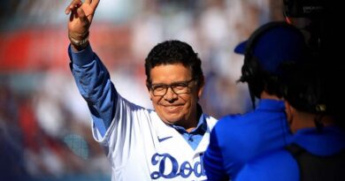 Fernando Valenzuela será homenajeado durante el Juego 1 de la Serie Mundial 2024