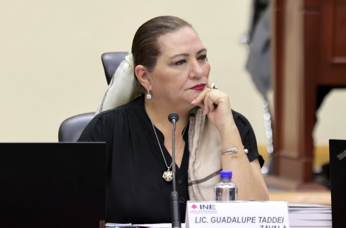 Tensión en el INE: Guadalupe Taddei aborda conflicto interno y reforma de Morena