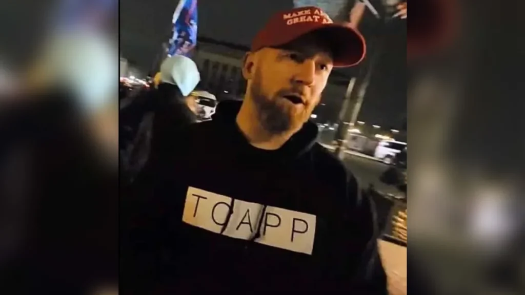 Condenan a participante en el asalto al Capitolio por planear el asesinato de agentes del FBI 1 15 4