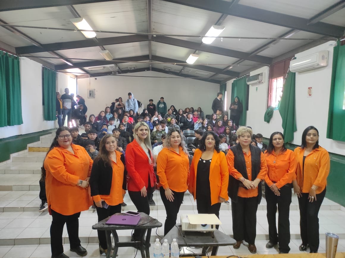 Brinda IMM taller “La violencia en el noviazgo” a alumnos del CBTA 132