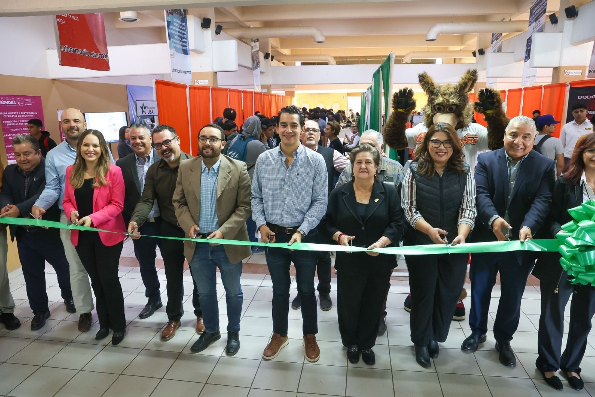Atiende Gobierno de Sonora a microempresarios y emprendedores en Expo Pymes Universitaria 2024