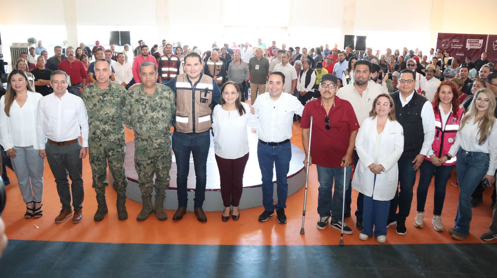 Se realiza Feria “Sonora Atiende” en Guaymas