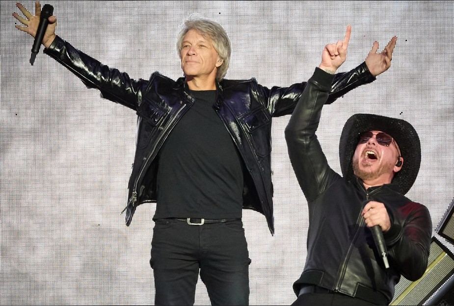 Bon Jovi y Pitbull