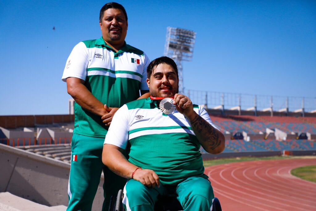 Edgar Fuentes y Efran Minjarez