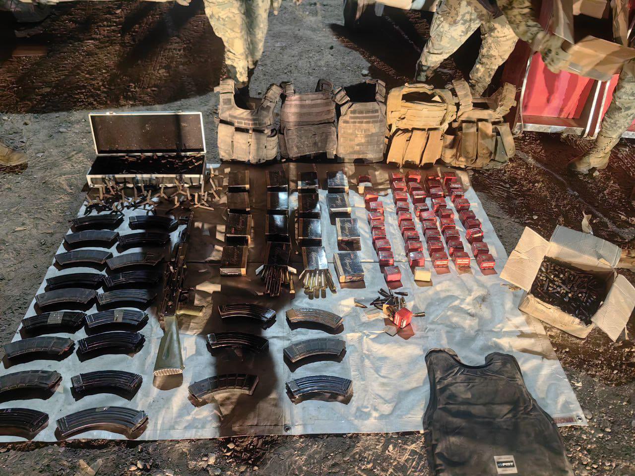 Operativo conjunto asegura armamento, vehículos y máquinas tragamonedas en Altar