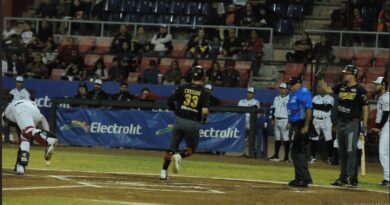 Naranjeros logró una victoria crucial ante Mayos en entradas extra